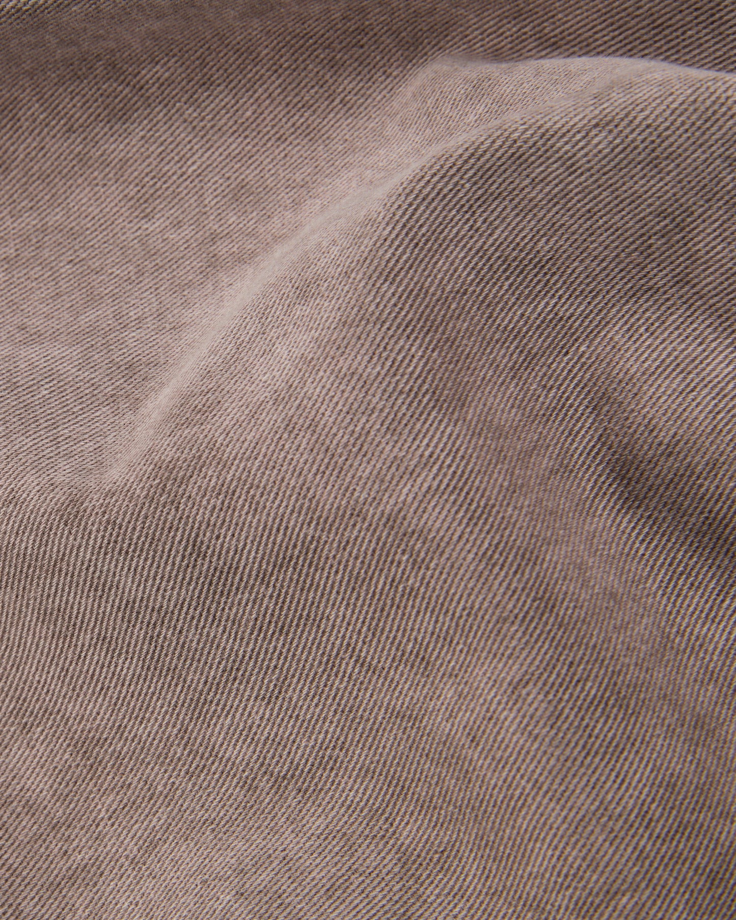 オーガニックコットン・テーパードフィットカーゴパンツ