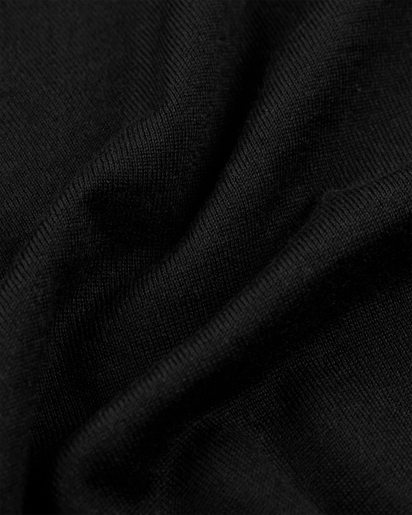 Slim fit cashmere and silk turtleneck sweater