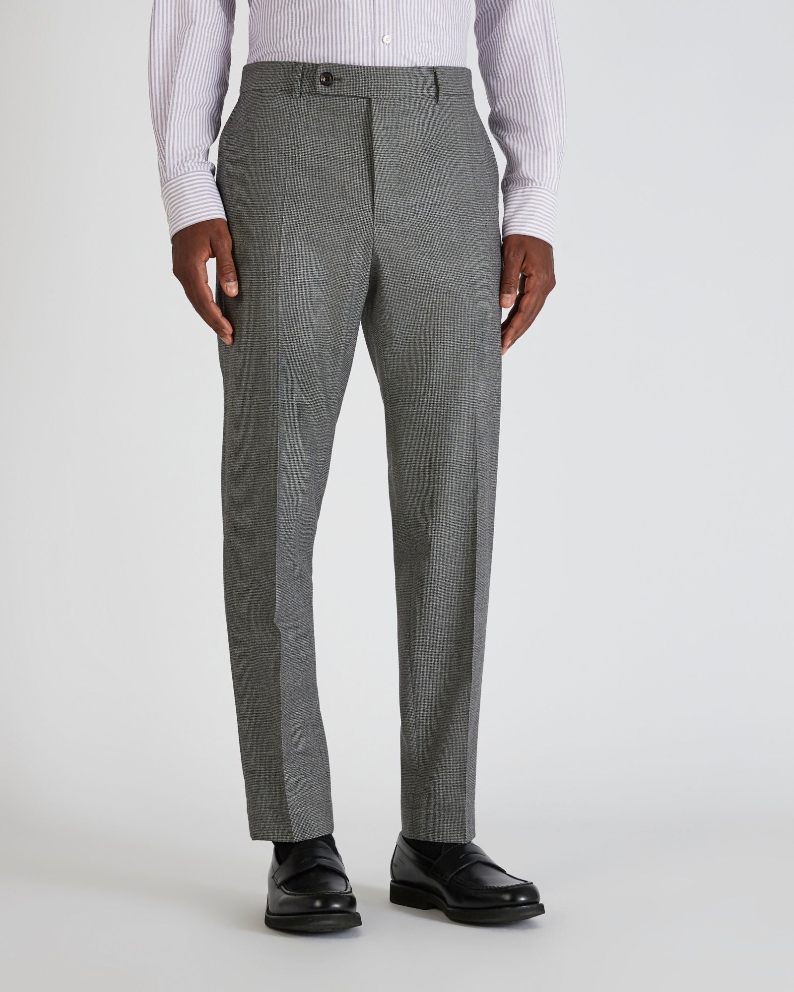Tapered fit trousers in micro-patterned wool