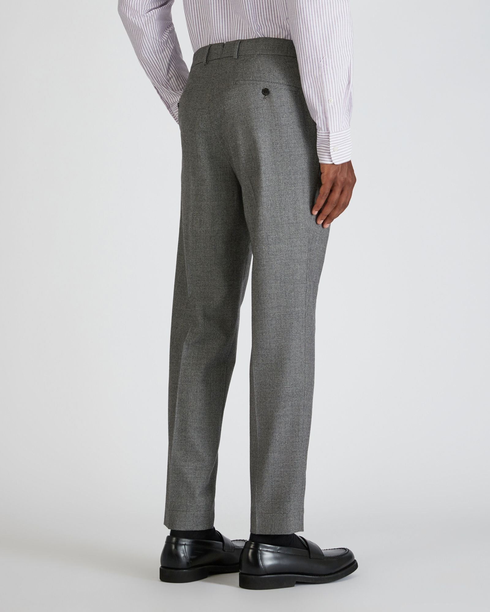 Tapered fit trousers in micro-patterned wool