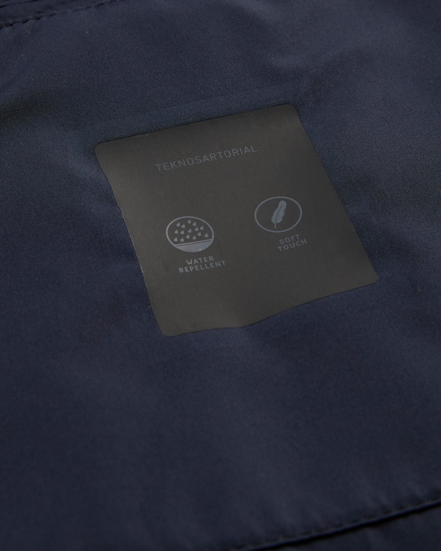 Teknotela water-repellent padded shirt